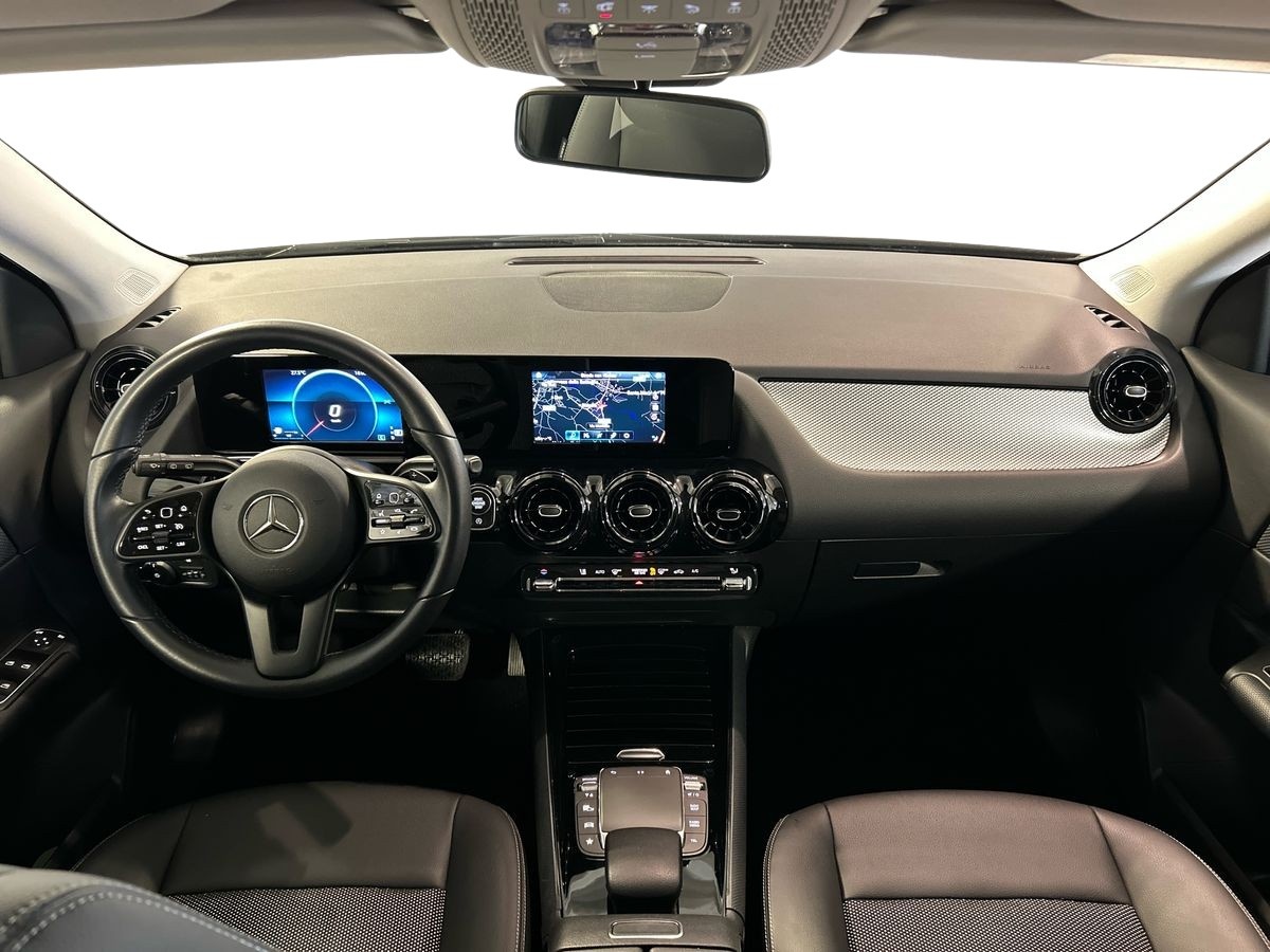 Mercedes GLA GLA 180 D Executive 8G-DCT - 9