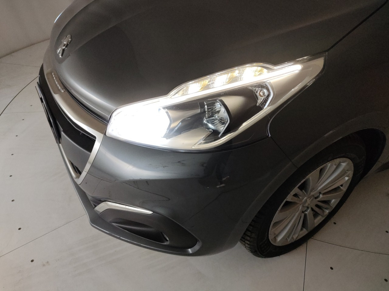 Peugeot 208 Usato 2017 208 San Zeno Naviglio