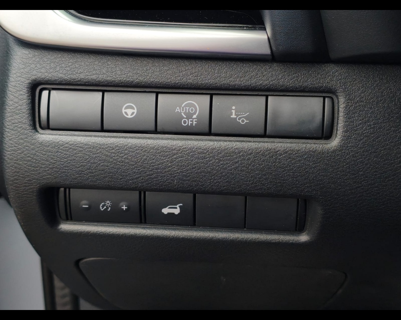 Foto NISSAN Qashqai 1.3 mhev Tekna+ 2wd 158cv xtronic