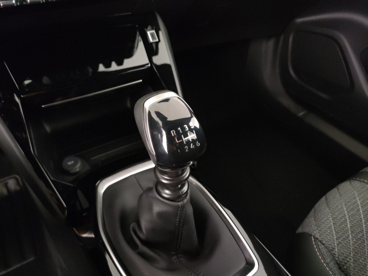 Peugeot 2008 KM0 2025 2008 Porto Mantovano