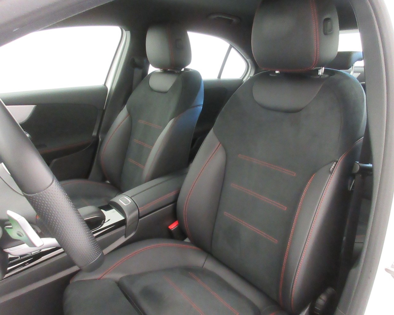 Mercedes Classe A Berlina Classe A Sedan 180 D Premium 7G-DCT - 12