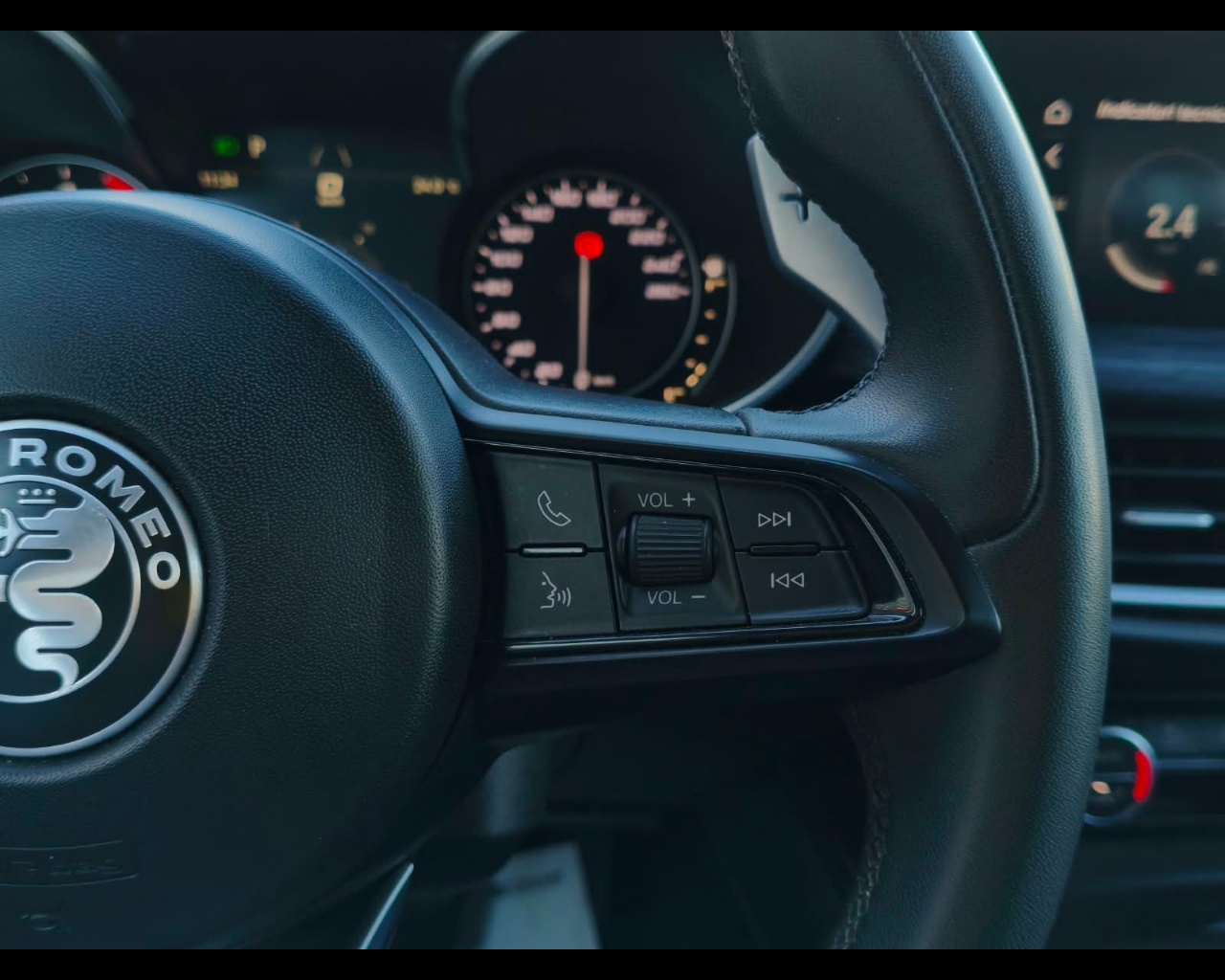 Foto ALFA ROMEO Stelvio 2.2 t Business rwd 190cv auto