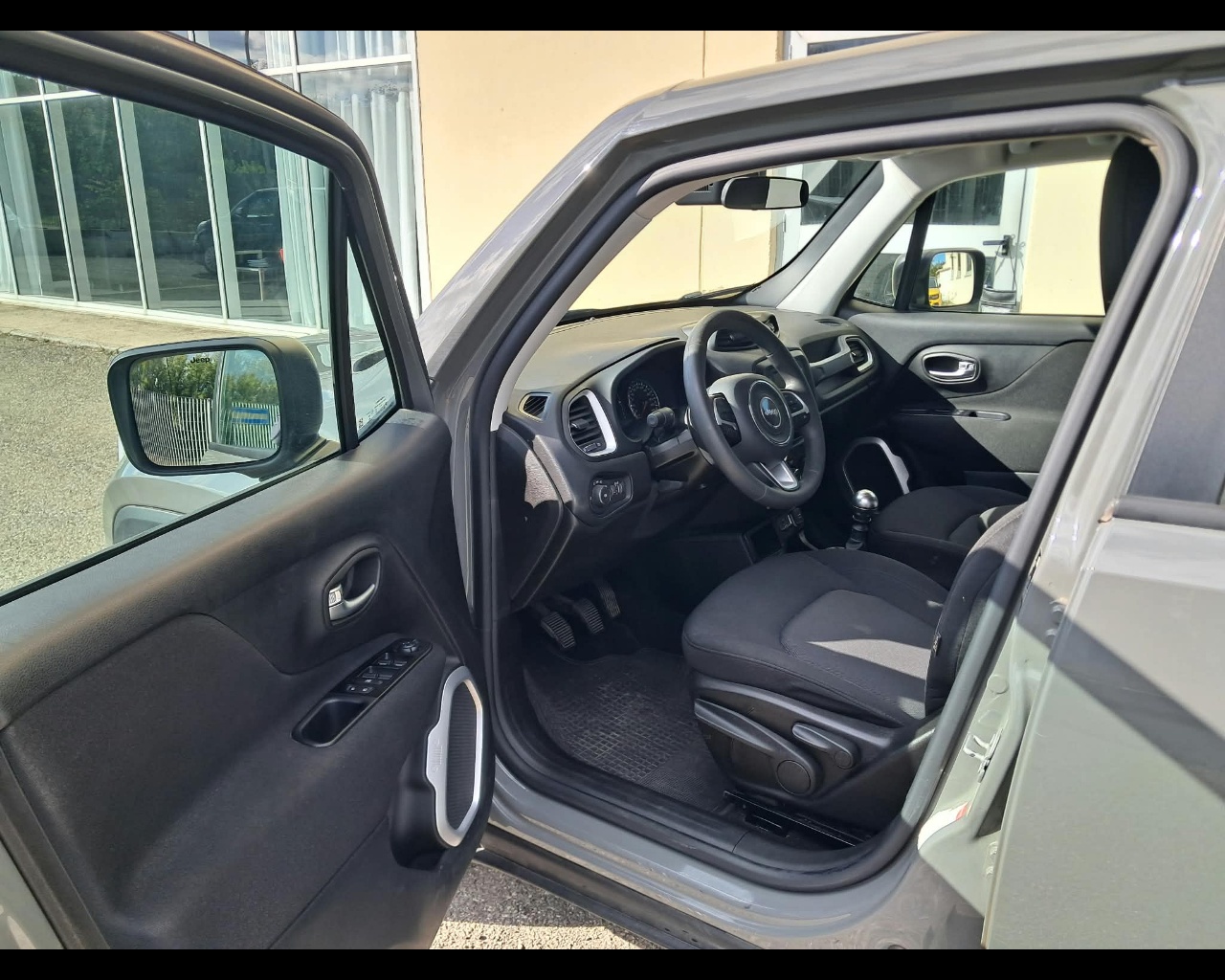 Foto JEEP Renegade 1.0 t3 Sport 2wd
