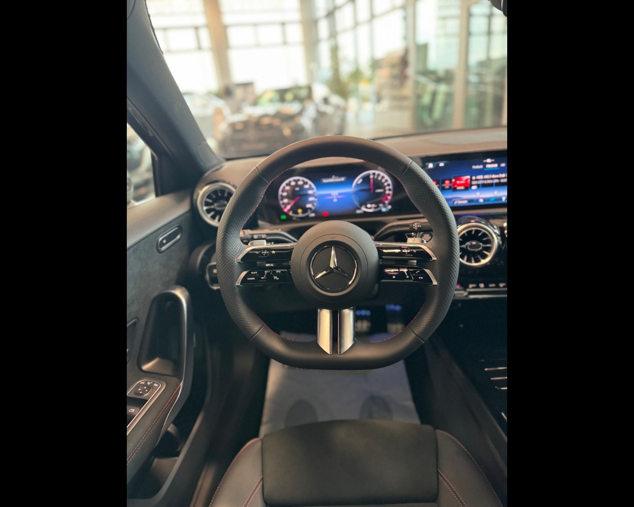 Mercedes Classe A Classe A 250 e Plug-In Hybrid AMG Line ADVANCED PLUS - 11