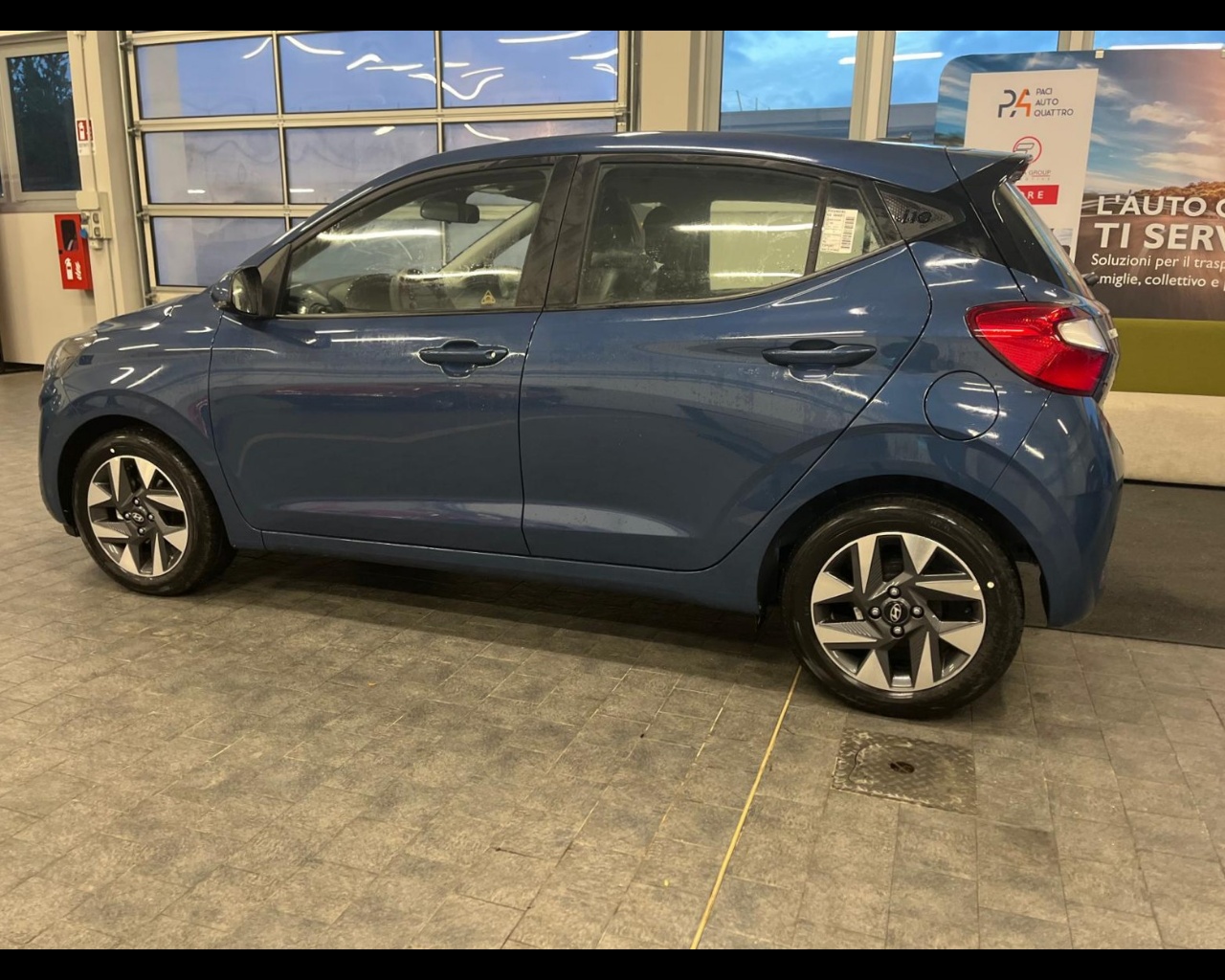 Foto HYUNDAI I10 PE MY25 5P 1.0 GPL MT CONNECTLINE