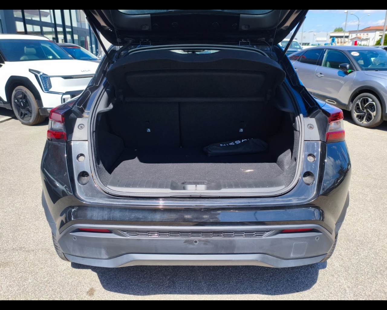 Foto NISSAN Juke 1.0 dig-t N-Connecta 114cv