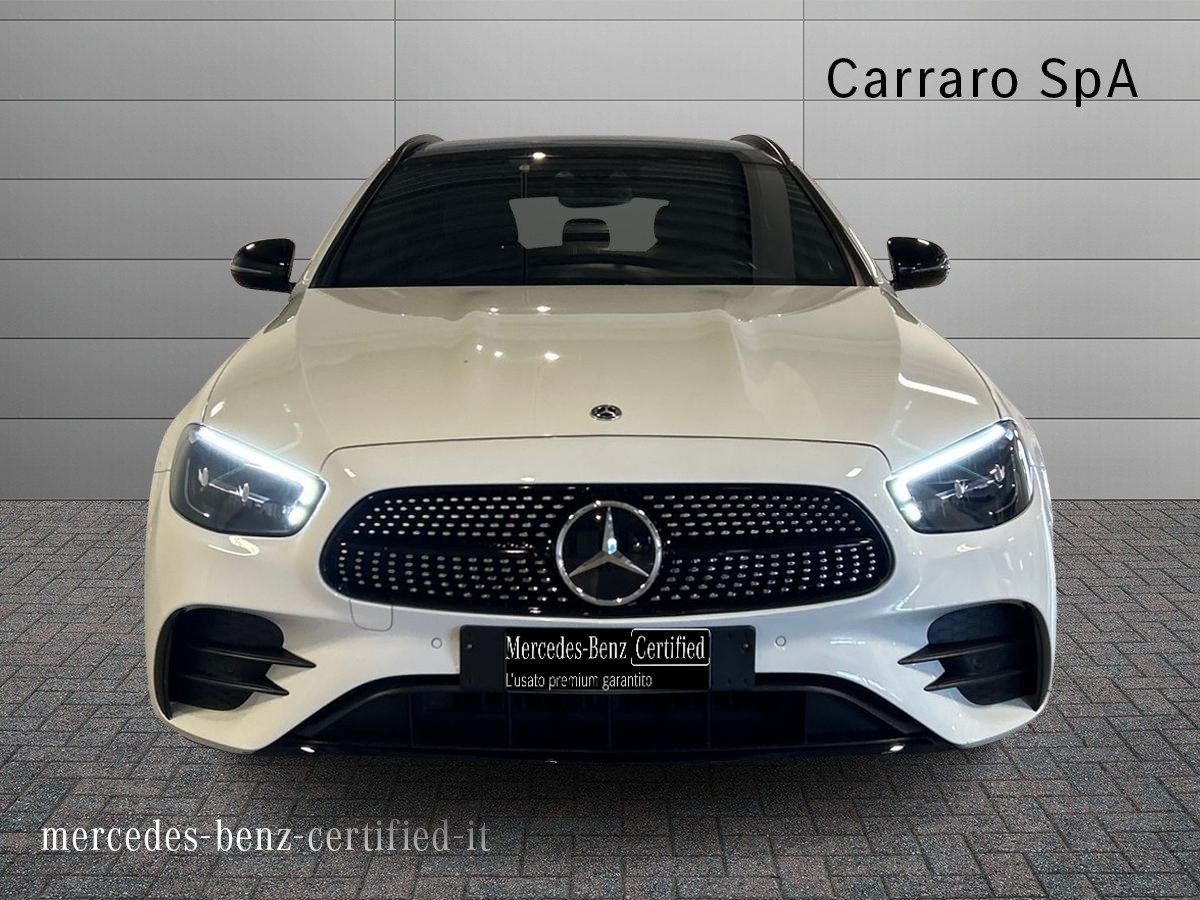 Mercedes Classe E Station Wagon Classe E Station Wagon 220 d Mild hybrid Premium AMG Line Night Edition 4Matic 9G-Tronic Plus - 3