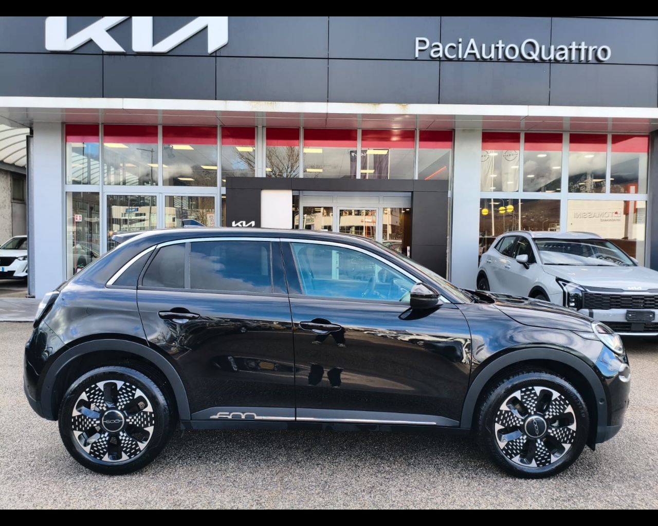 Foto FIAT 600 1.2 hybrid La Prima 110cv auto