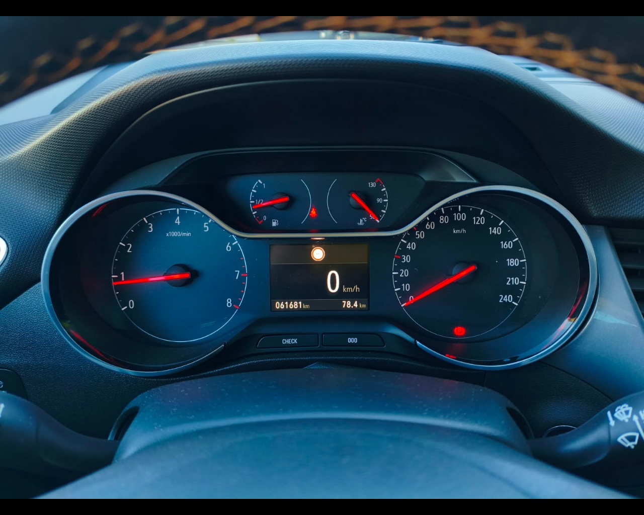 Foto OPEL Crossland X 1.5 ecotec Ultimate s&s 102cv