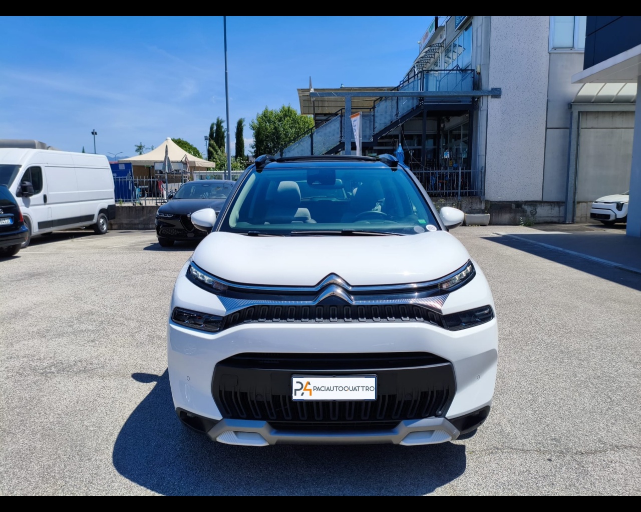 Foto CITROEN C3 Aircross 1.5 bluehdi Shine Pack s&s 110cv