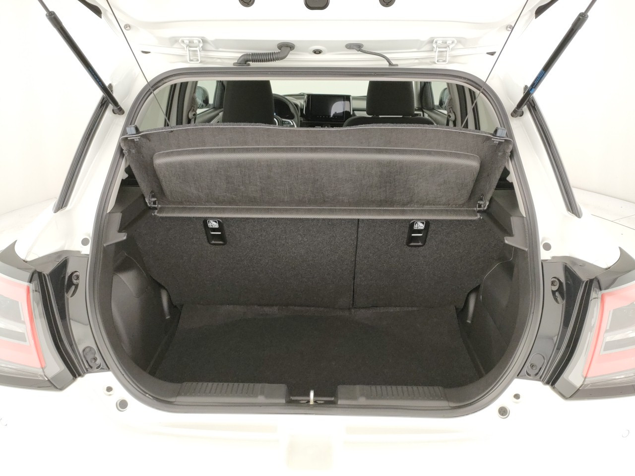 Suzuki Swift Nuovo Ibrido benzina Swift Porto Mantovano