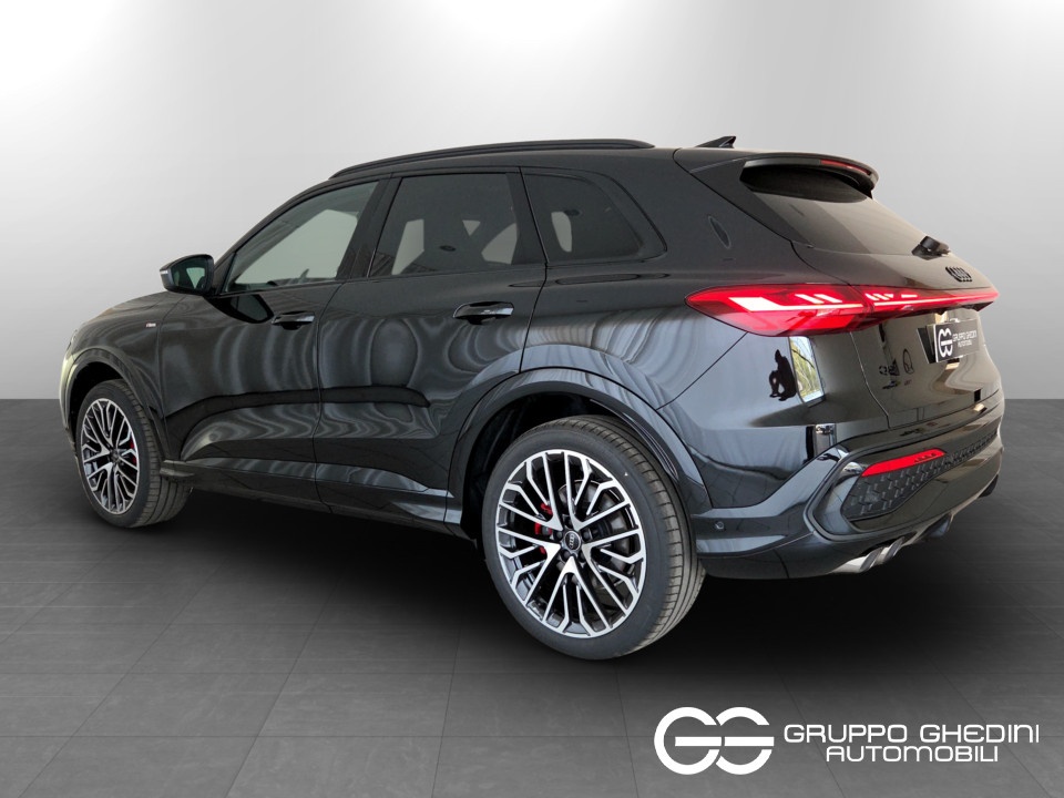 AUDI Q5 35 2.0 tdi mhev 12V Business s-tronic Ibrida km0 - 2