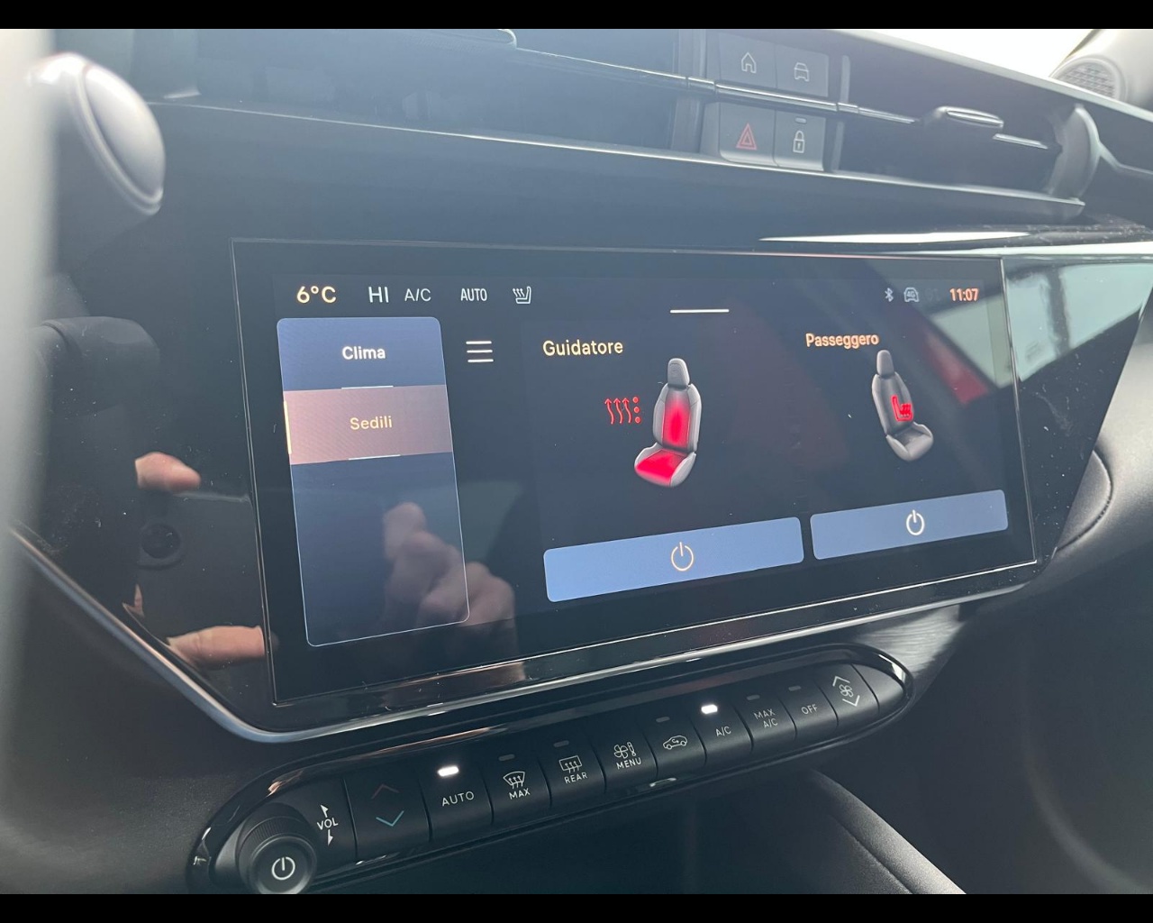 Foto ALFA ROMEO Junior Ibrida Ibrida Q4 1.2 136cv Hybrid Edct6