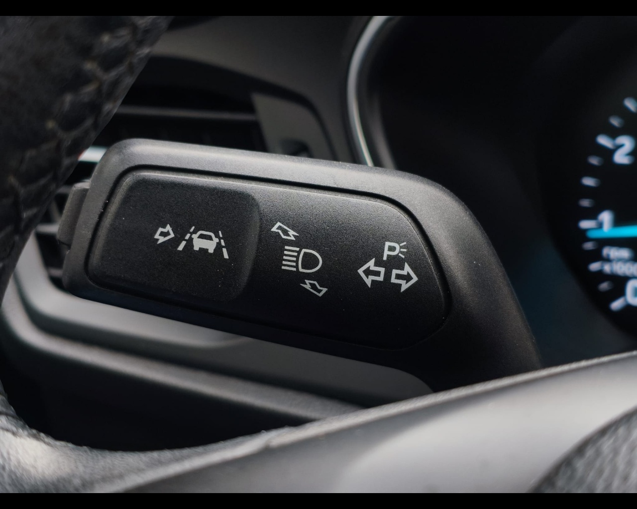 Foto FORD Focus Active 1.0 ecoboost s&s 125cv