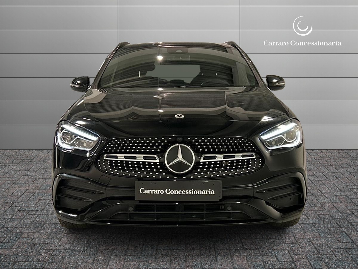 Mercedes GLA GLA 180 D Premium 8G-DCT - 3