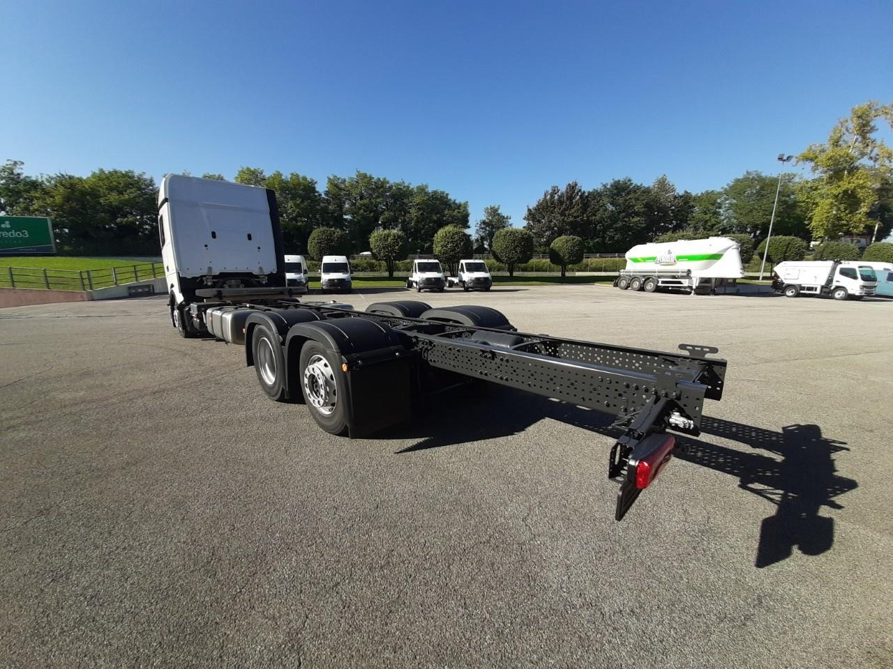 Mercedes Actros New Actros L ProCabin 2545 L - 4