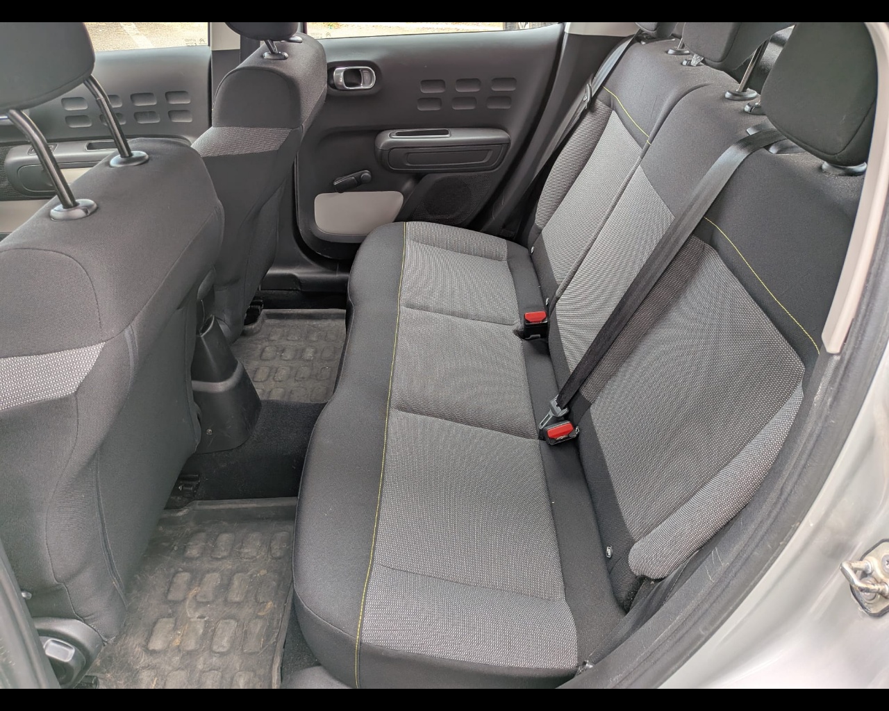 Foto CITROEN C3 1.6 bluehdi Feel s&s 75cv