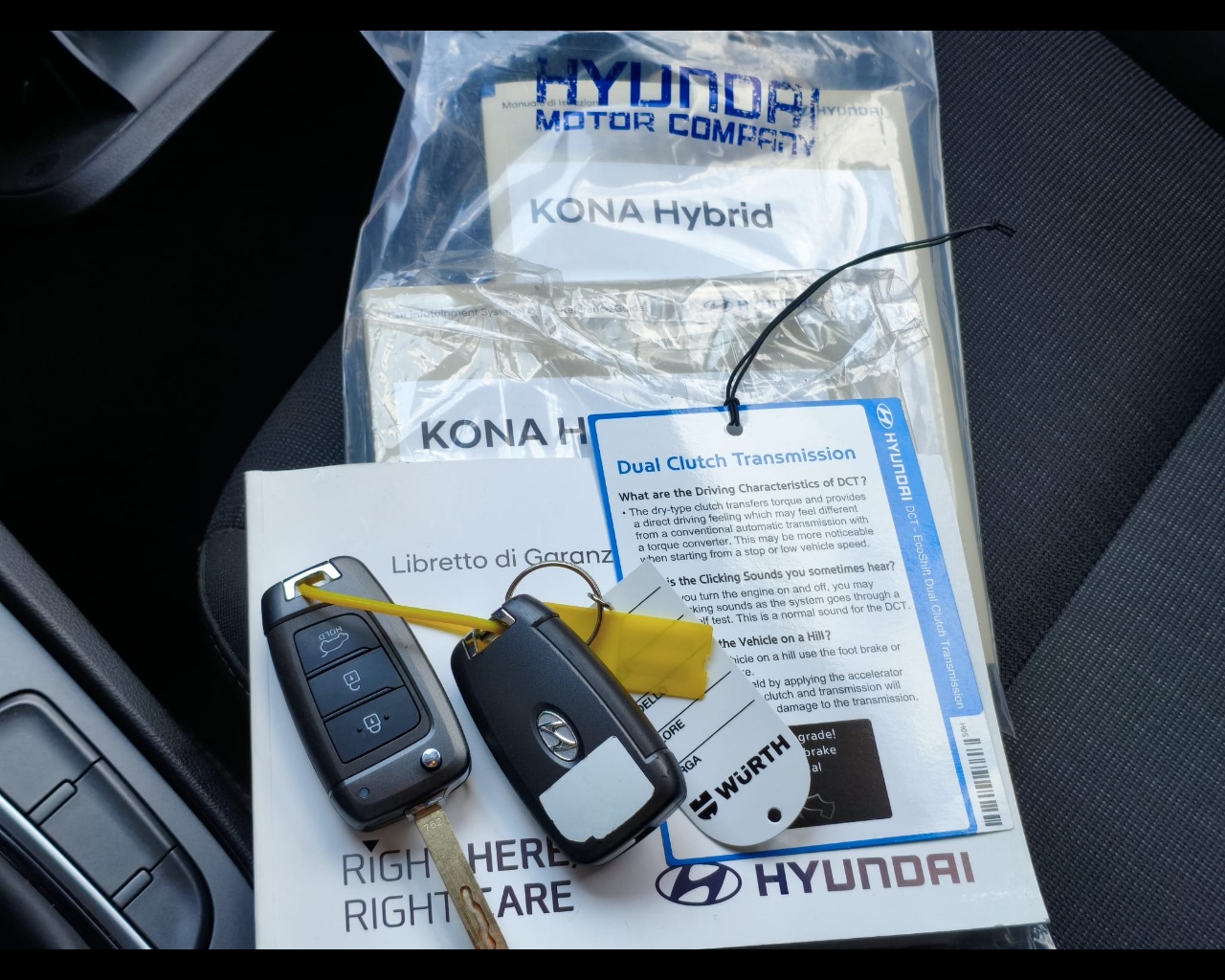 Foto HYUNDAI Kona 1.6 gdi hev Xtech 2wd 141cv dct