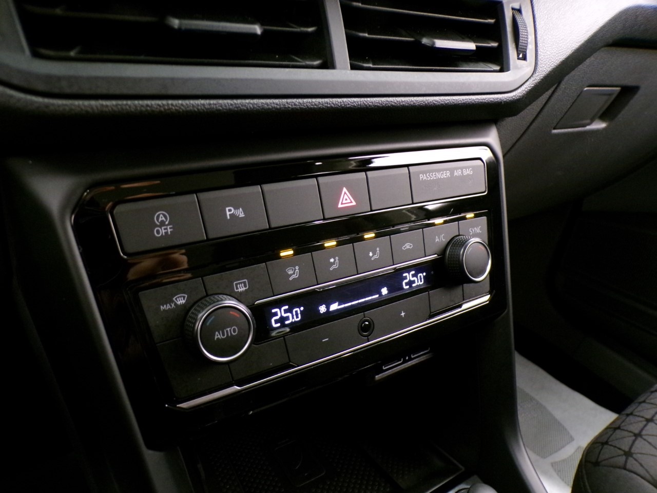 Volkswagen T-Cross T-Cross 1.6 TDI SCR 95cv Advanced - 18