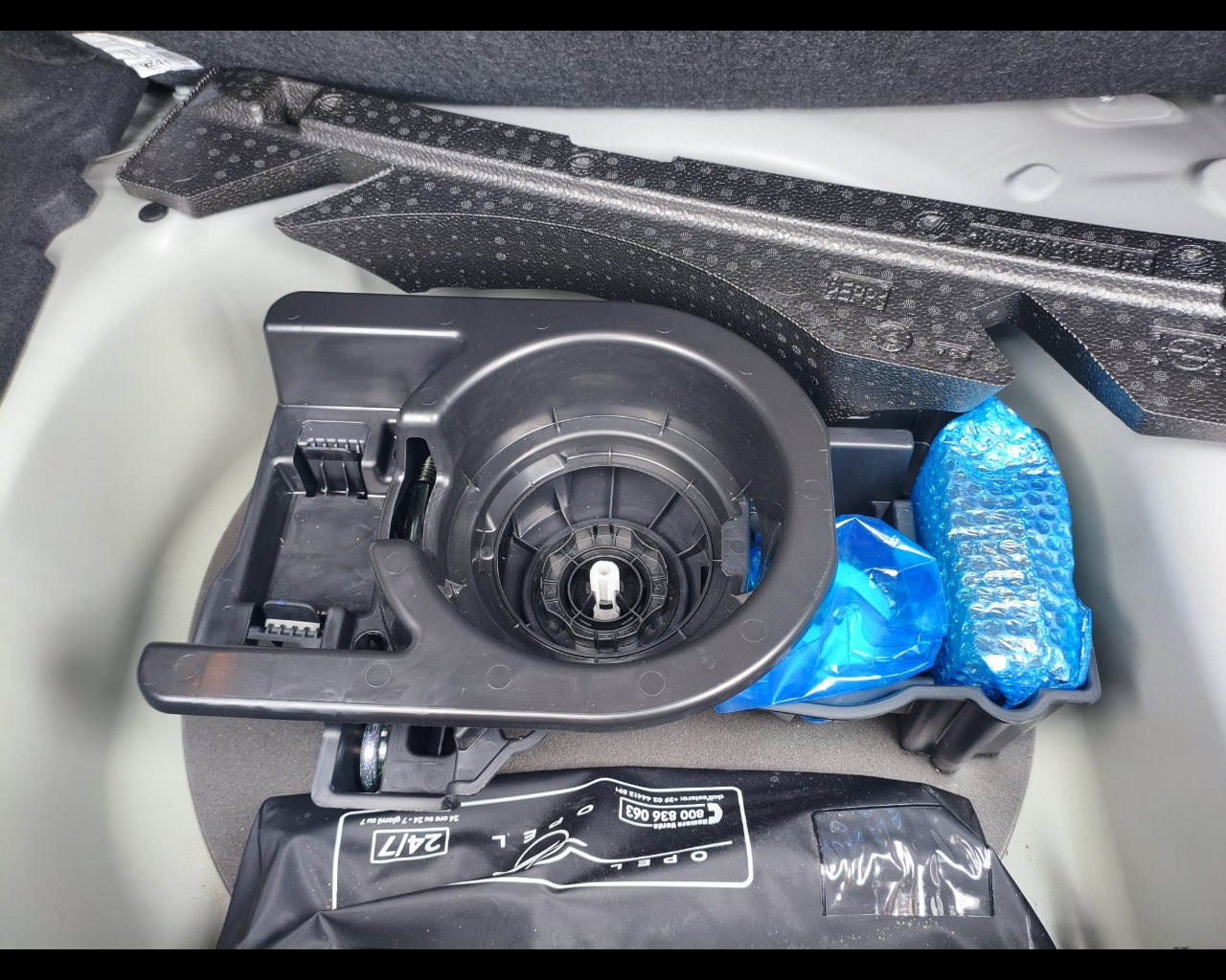 Foto OPEL Corsa 1.2 GS s&s 100cv