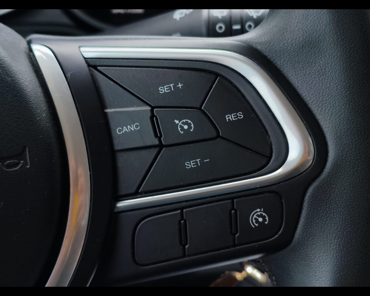 Foto FIAT 500L Cross 1.3 mjt 95cv 