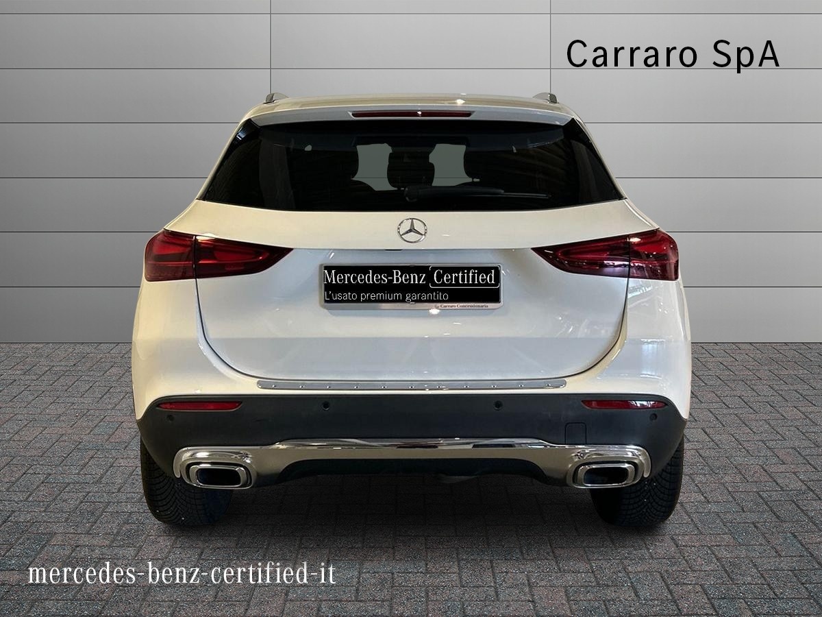 Mercedes GLA GLA 180 D Progressive Advanced 8G-DCT - 4