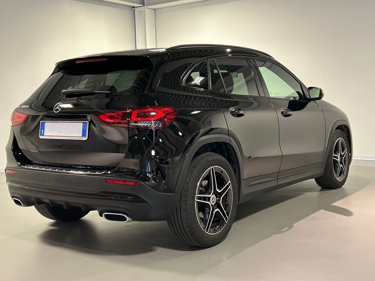 Mercedes GLA GLA 180 D Premium 8G-DCT - 2