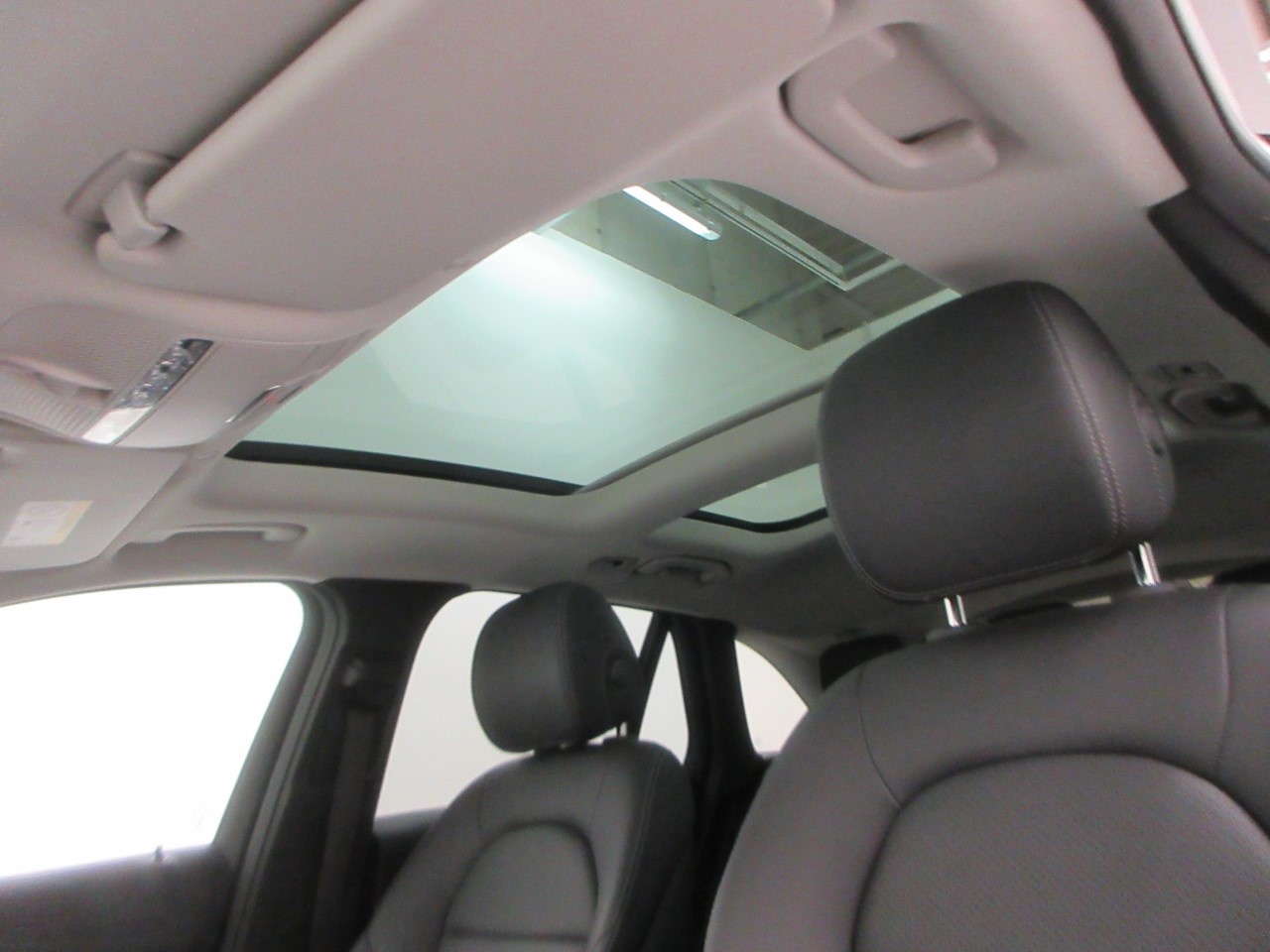 Mercedes GLC GLC SUV 200 D Premium 4Matic 9G-Tronic Plus - 15