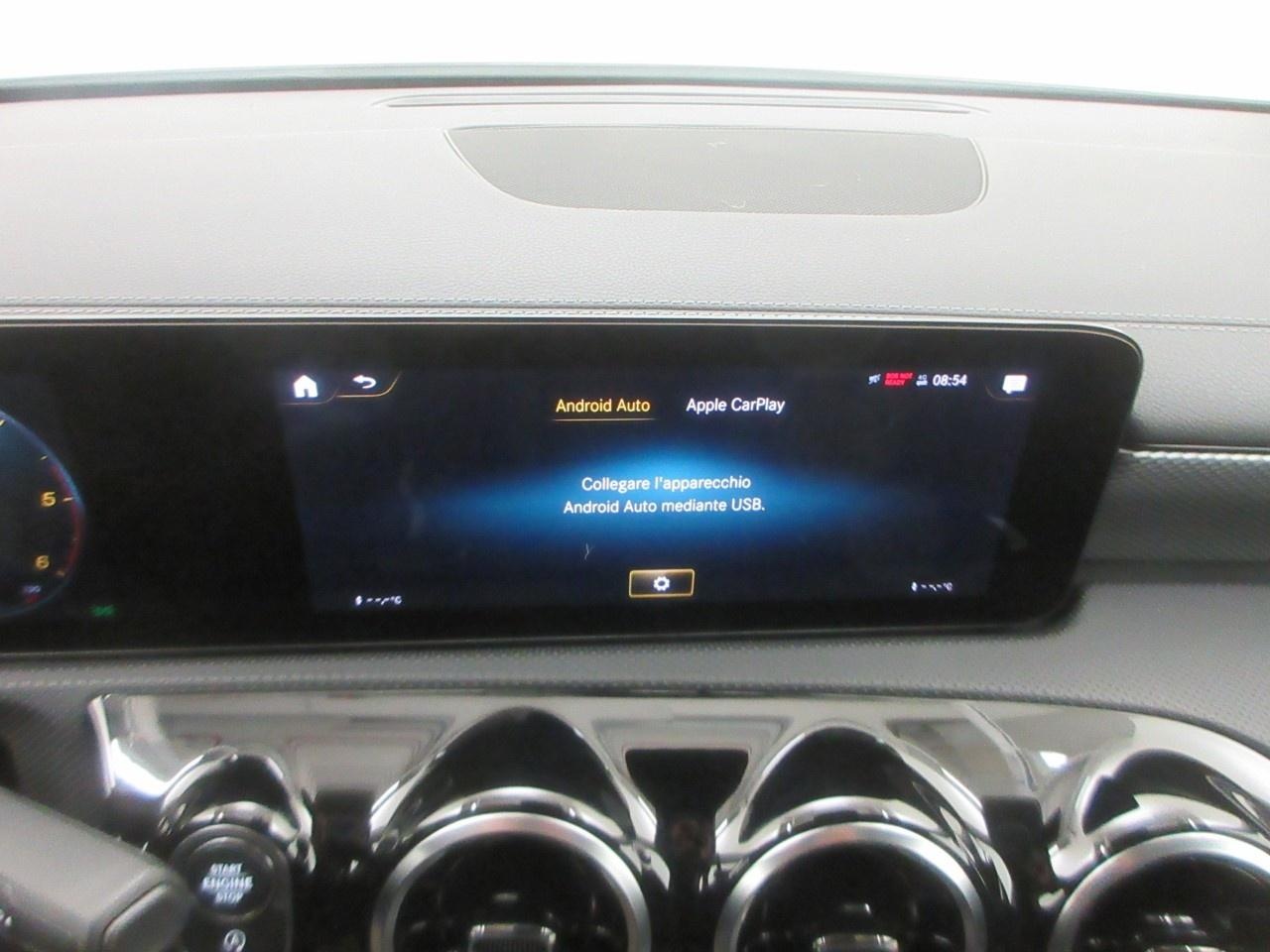 Mercedes CLA Shooting Brake CLA Shooting Brake 180 D Sport 8G-DCT - 17