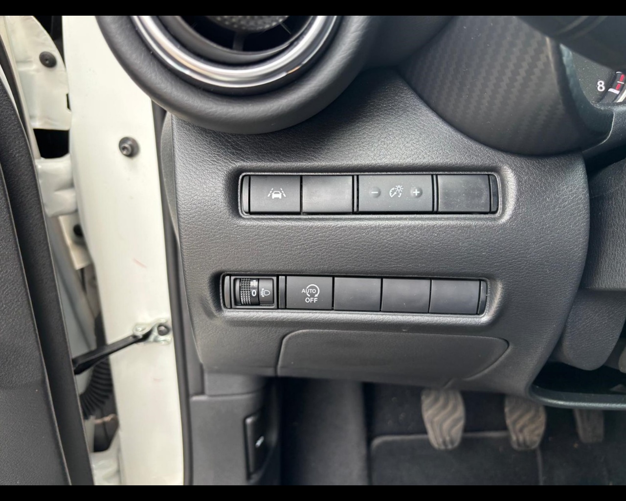 Foto NISSAN Juke 1.0 dig-t N-Design 114cv