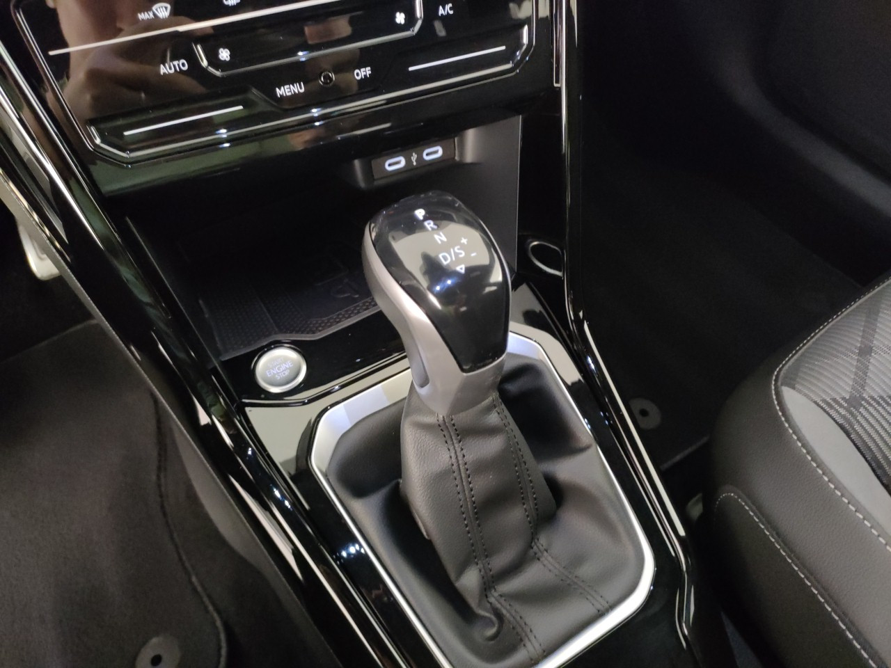 Volkswagen T-Roc Usato 2024 T-Roc Parma