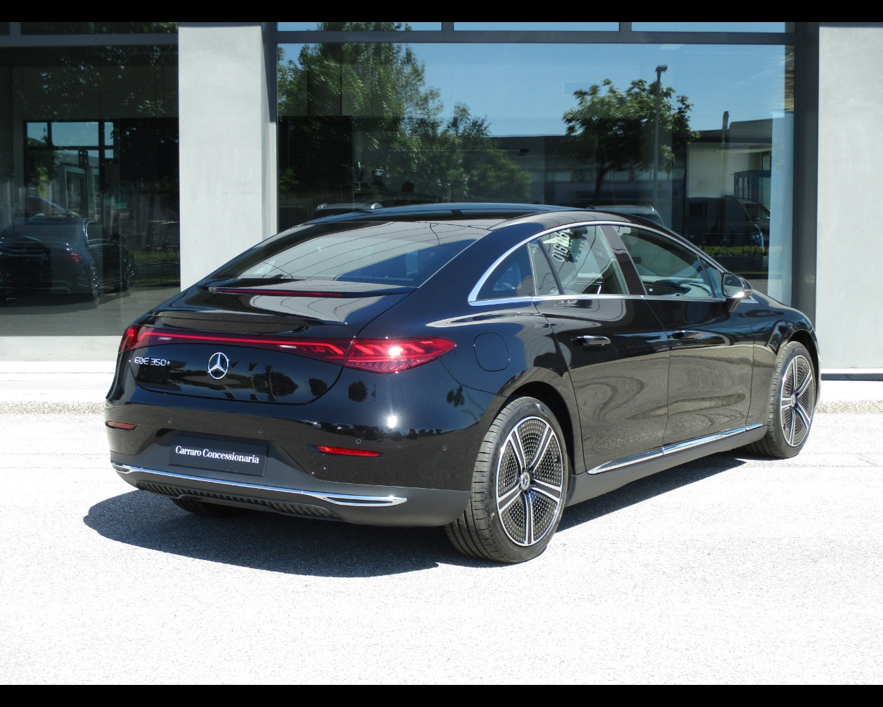Mercedes EQE EQE 350+ Launch Edition PREMIUM - 4