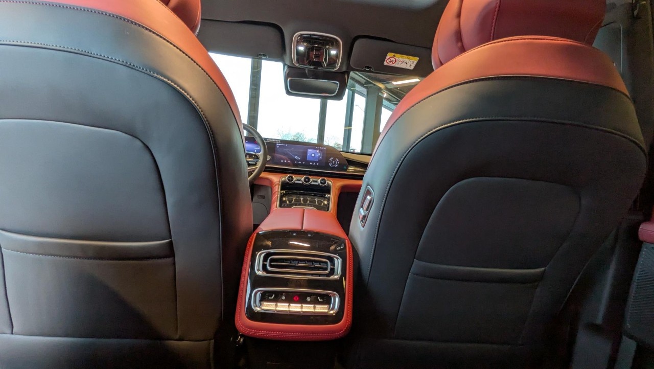 Omoda OMODA 9 9 - SHS-P 1.5TGDI - Trazione AWD - Premium - 12