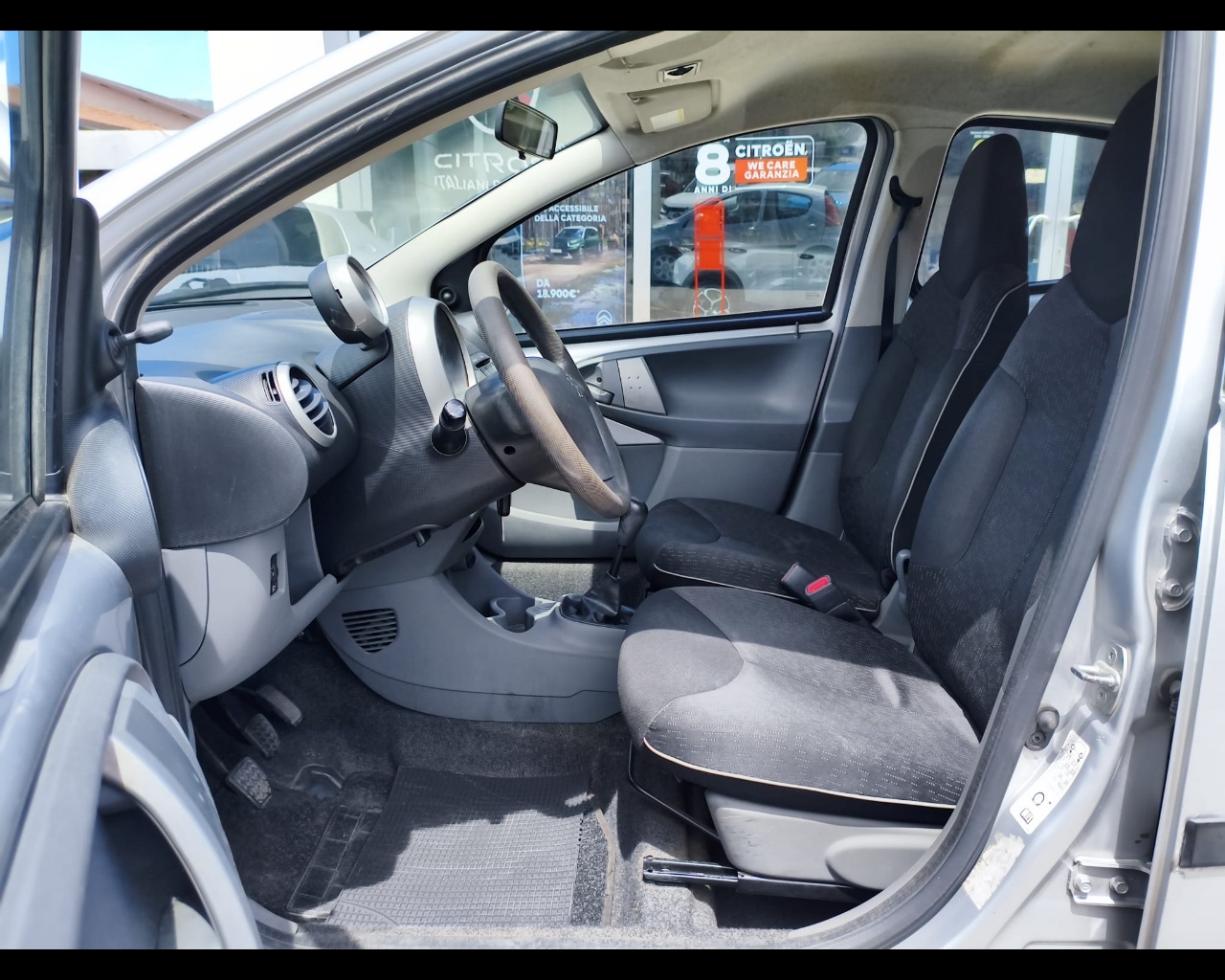 Foto PEUGEOT 107 1.0 12v Access (desir) 5p FL