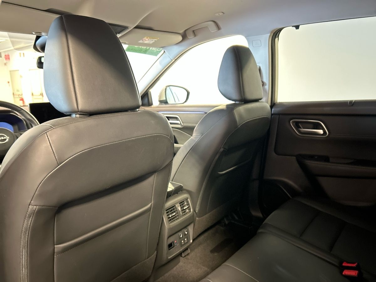 Nissan X-Trail X-Trail 1.5 e-POWER Tekna e-4ORCE 4WD - 18