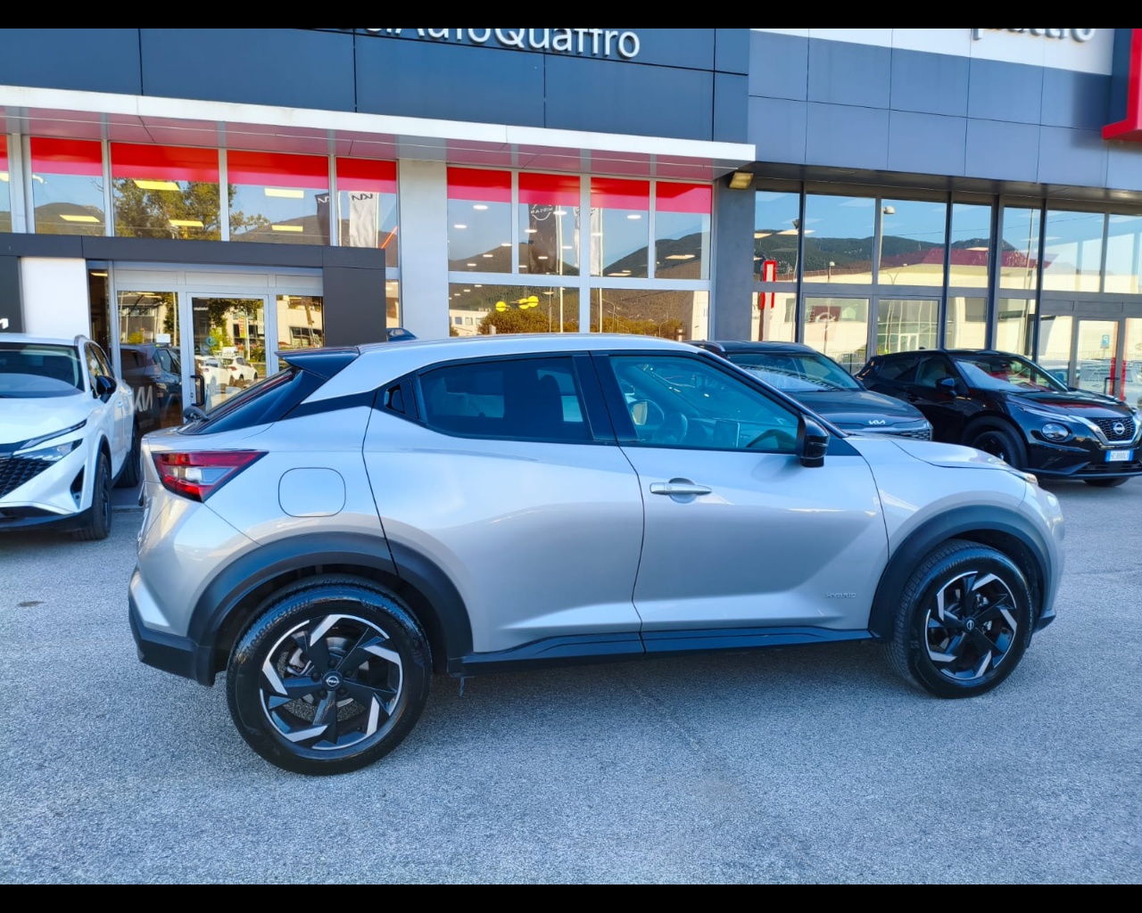 Foto NISSAN Juke 1.6 hev N-Connecta