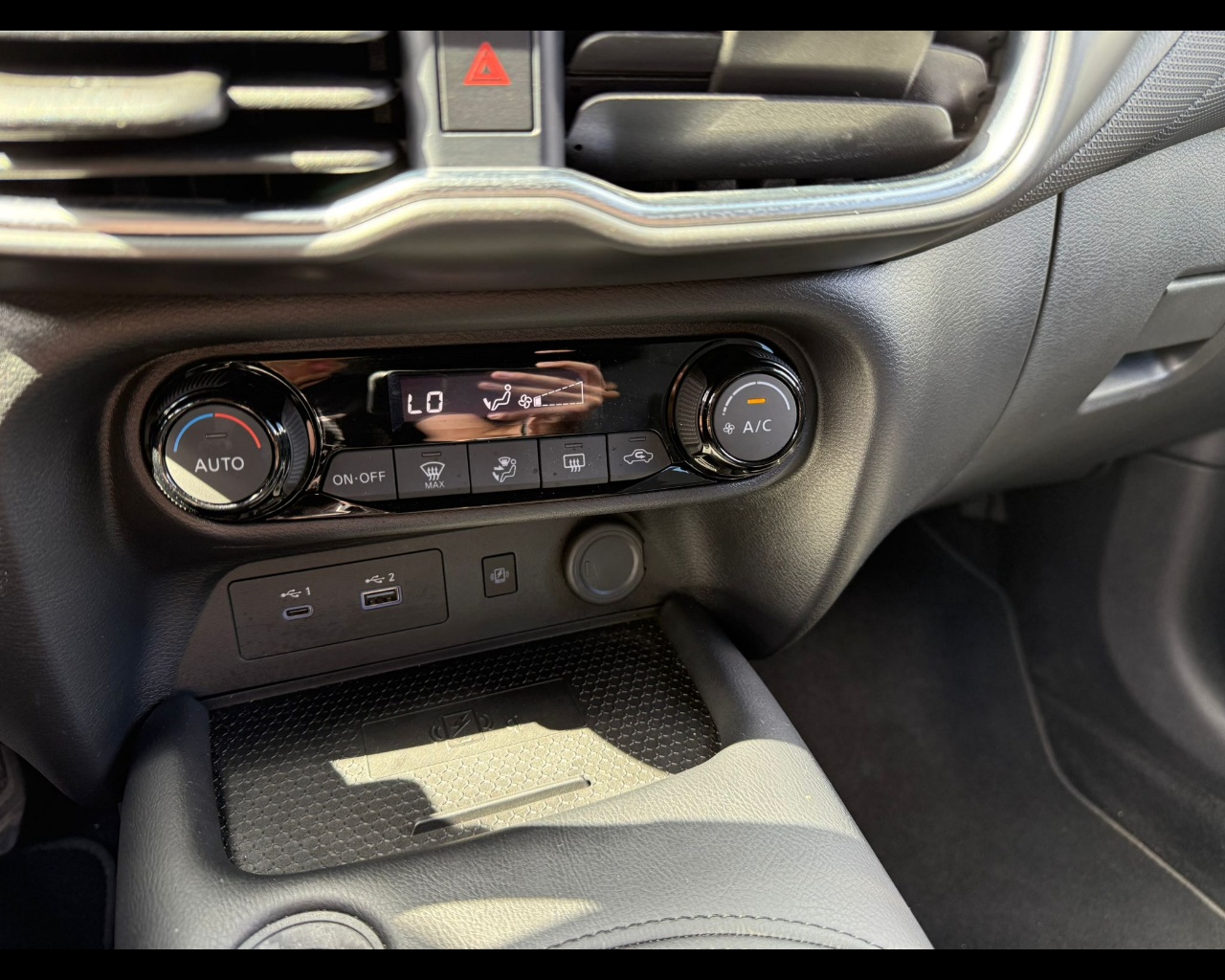 Foto NISSAN Juke 1.0 dig-t N-Design 114cv dct