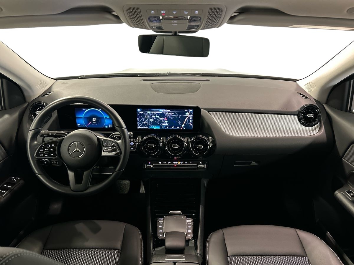 Mercedes GLA GLA 180 D Executive 8G-DCT - 9