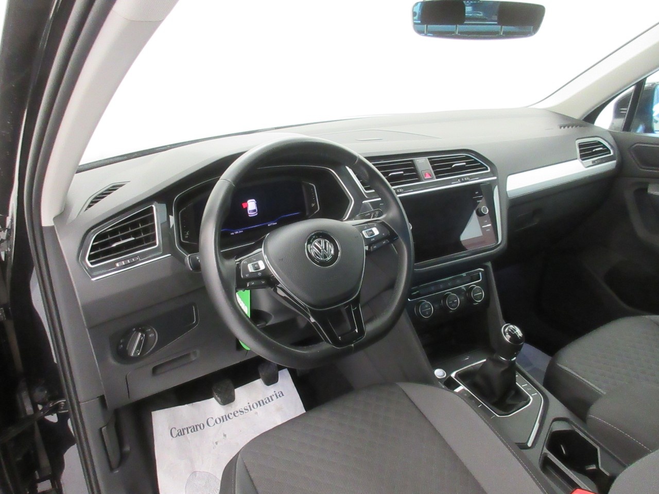 Volkswagen Tiguan Tiguan 1.6 TDI SCR BlueMotion 115cv Sport - 10
