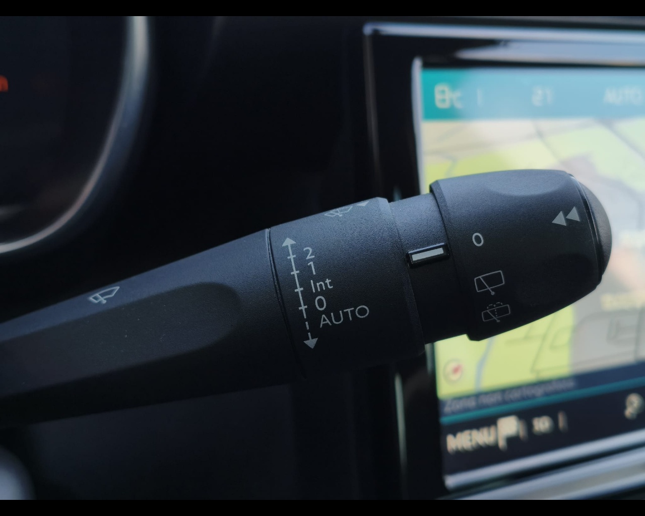 Foto CITROEN C3 Aircross 1.2 puretech Shine s&s 110cv