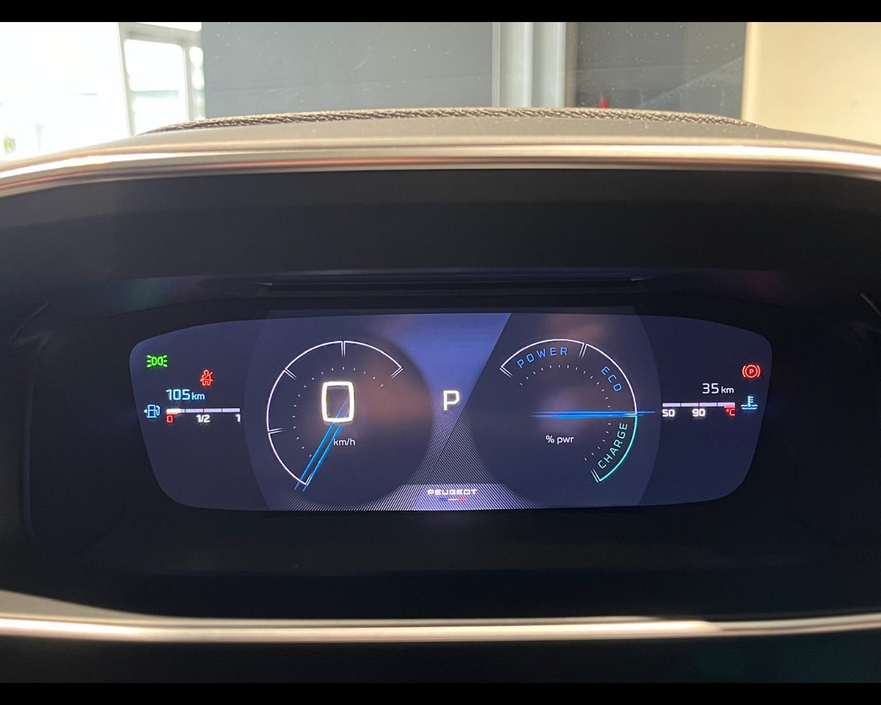 Foto PEUGEOT 208 1.2 hybrid GT 136cv e-dcs 6