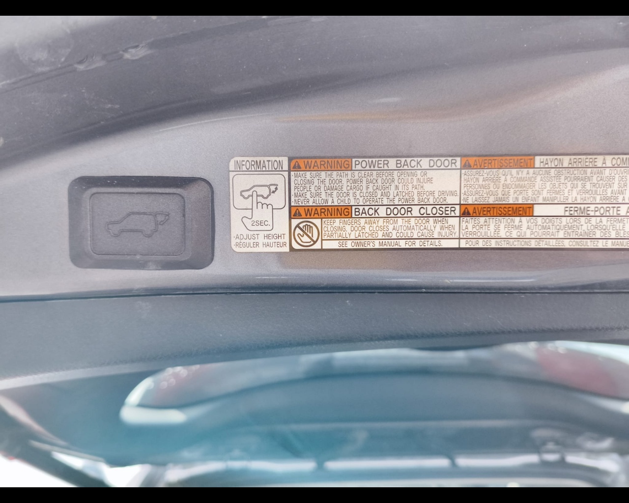 Foto TOYOTA Rav4 2.2 d-cat Lounge 4wd 150cv auto