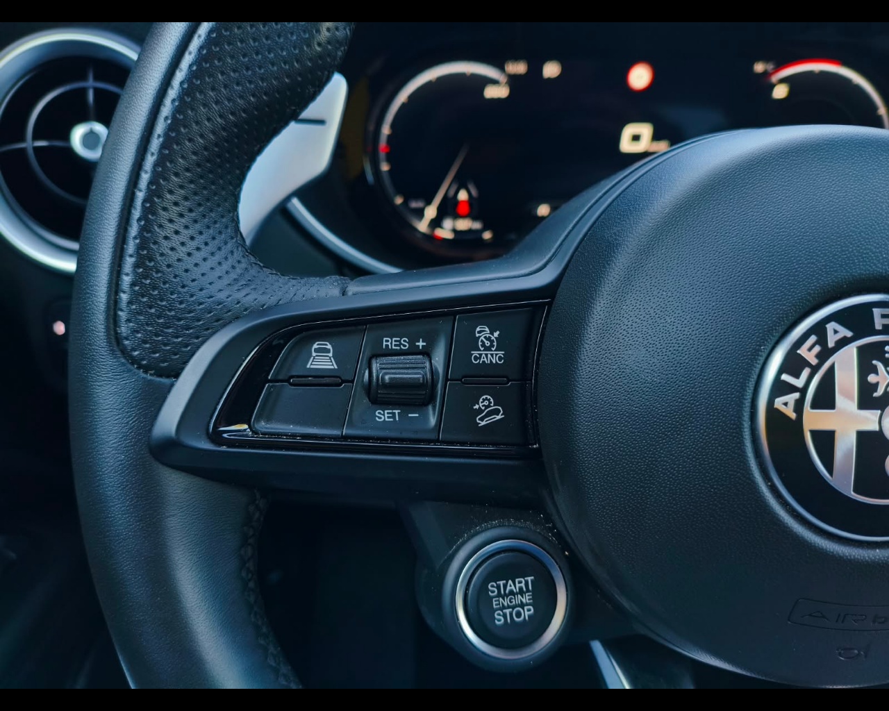 Foto ALFA ROMEO Stelvio 2.2 t Veloce Q4 210cv auto