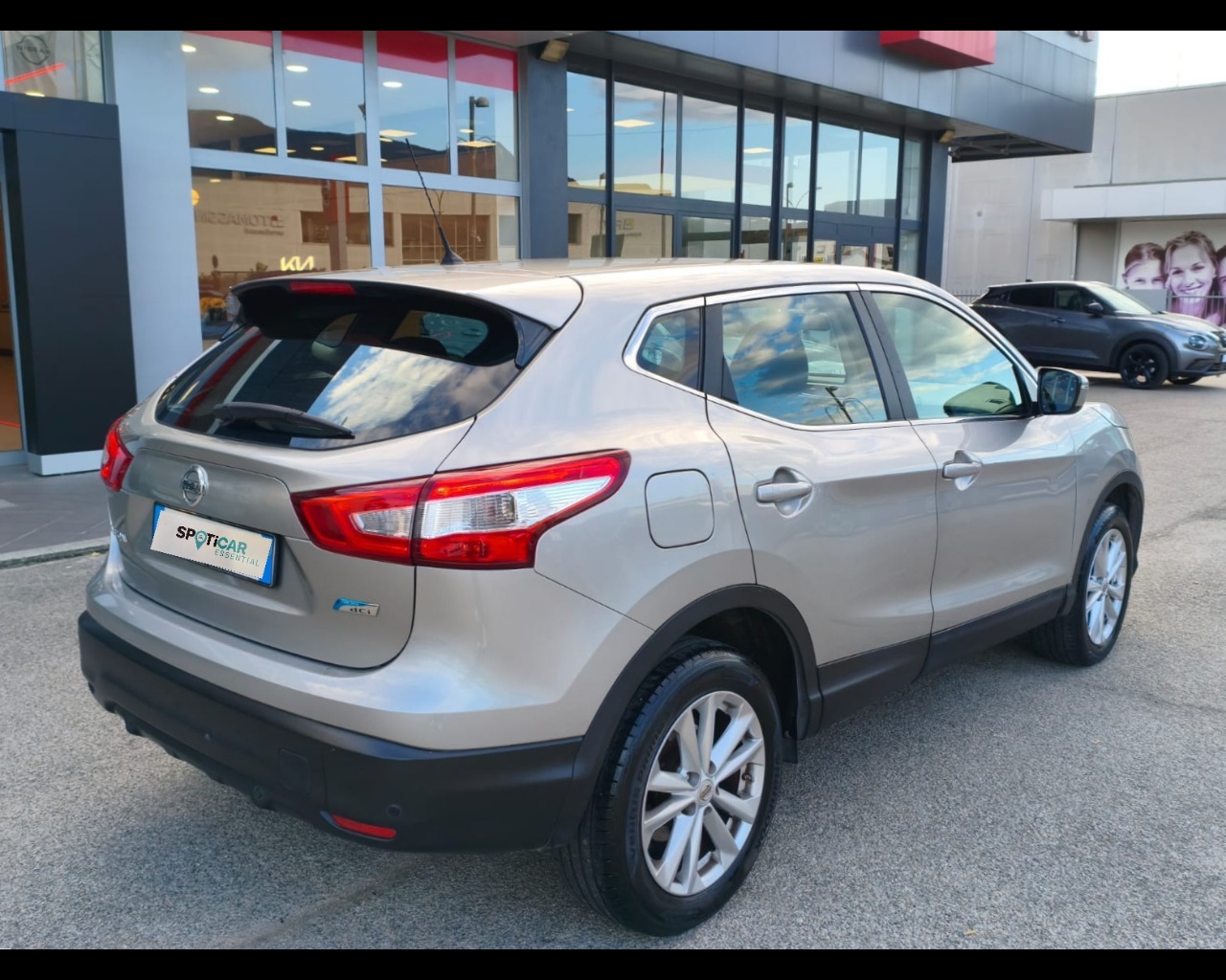 Foto NISSAN Qashqai 1.5 dci Acenta 110cv