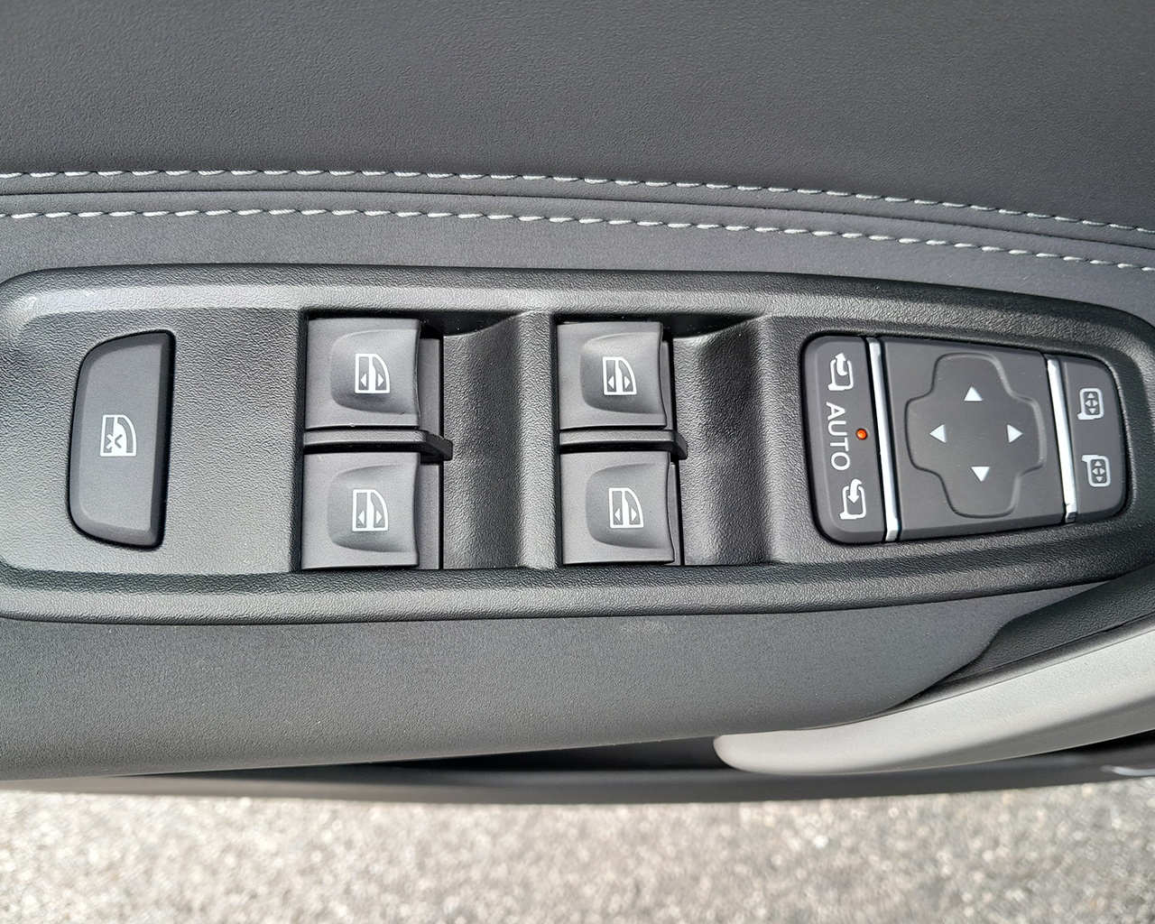 Mercedes EQT EQT 200 - 9