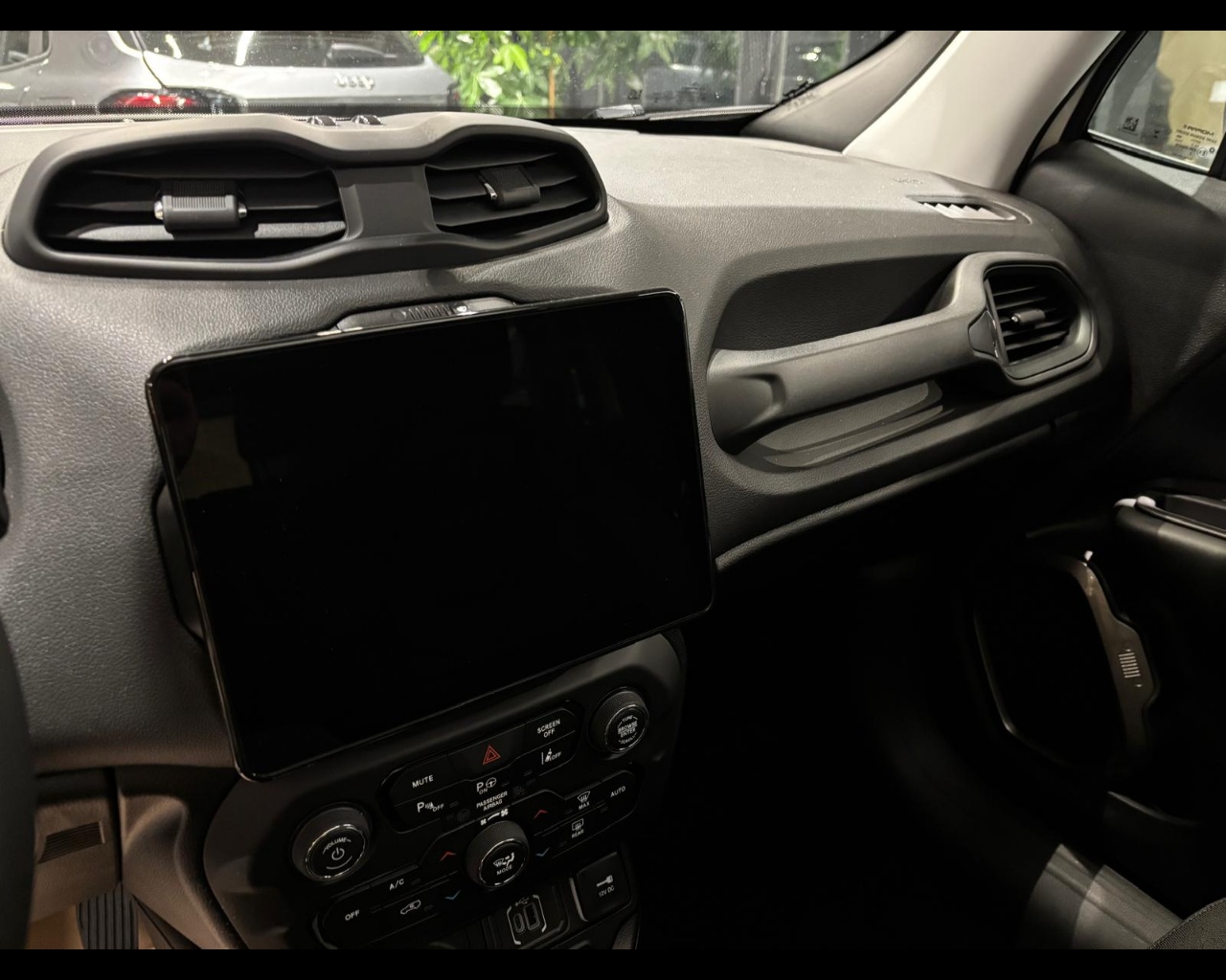 Foto JEEP Renegade Plug-In Hybrid My25 North Star 1.3 Turbo T4 Phev 4xe At6 240cv