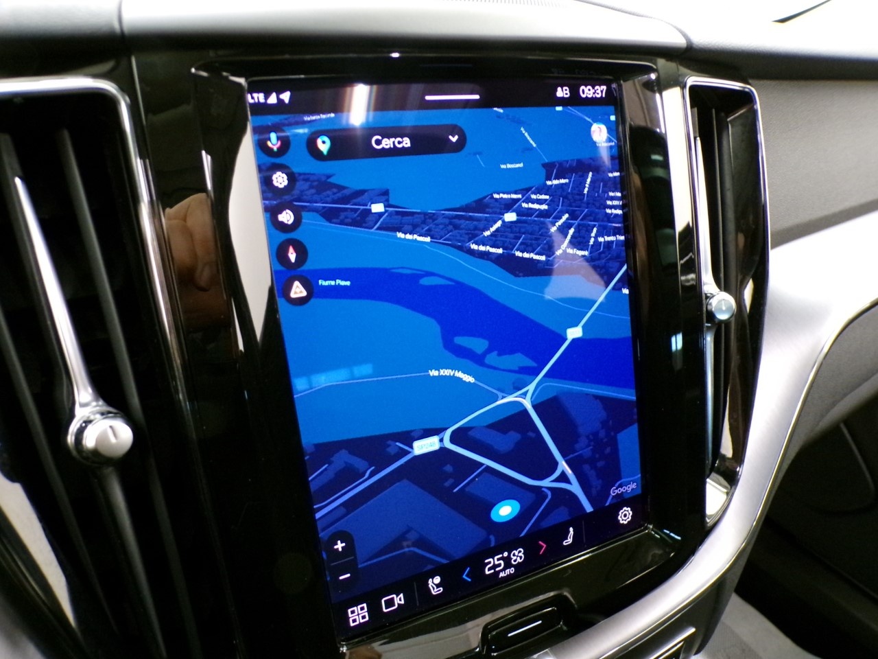 Volvo XC60 XC60 2.0 T6 Recharge Plug-in Hybrid  Inscription Expression AWD Auto - 20