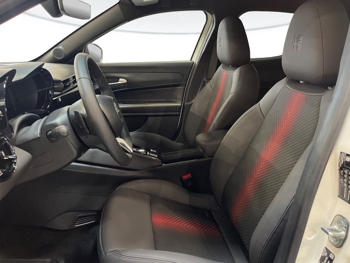 Alfa Romeo Junior Nuovo Ibrido benzina Junior Cerea