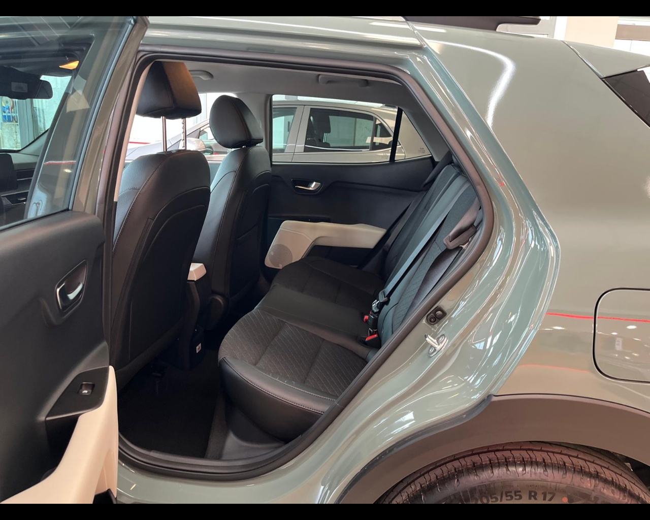 Foto KIA YB CUV PE2 1.0 T-GDI MH GT-LINE