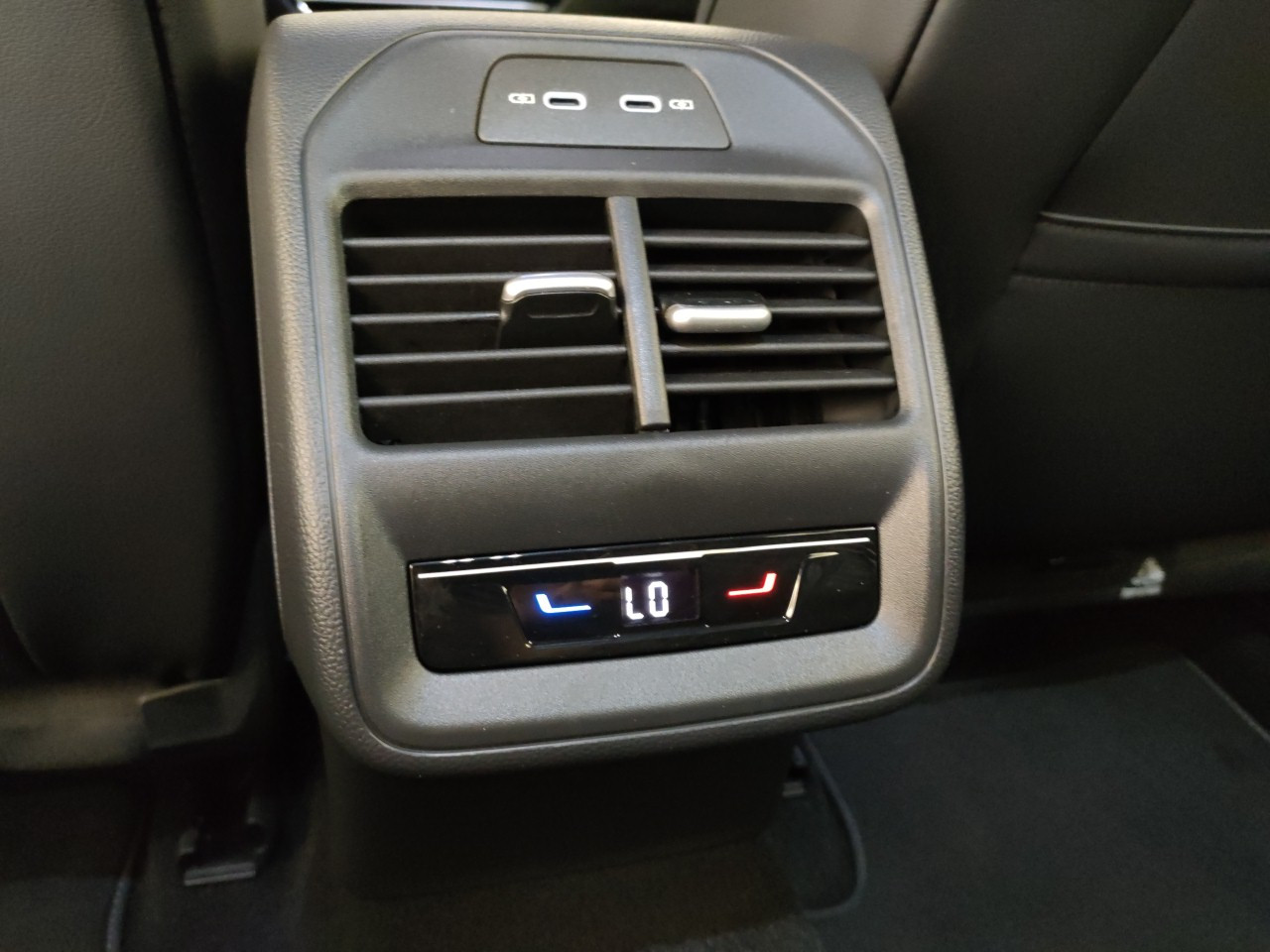 Volkswagen Passat KM0 2026 Passat Porto Mantovano